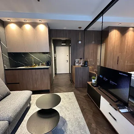 Sima Center Apartment *